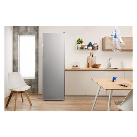 INDESIT | SI6 1 S | Refrigerator | Energy efficiency class F | Free standing | Larder | Height 167 cm | Fridge net capacity 323 - 5
